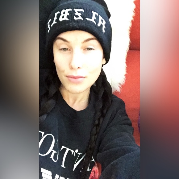 Meet your Posher, Alexandra - Picture 4 of 6